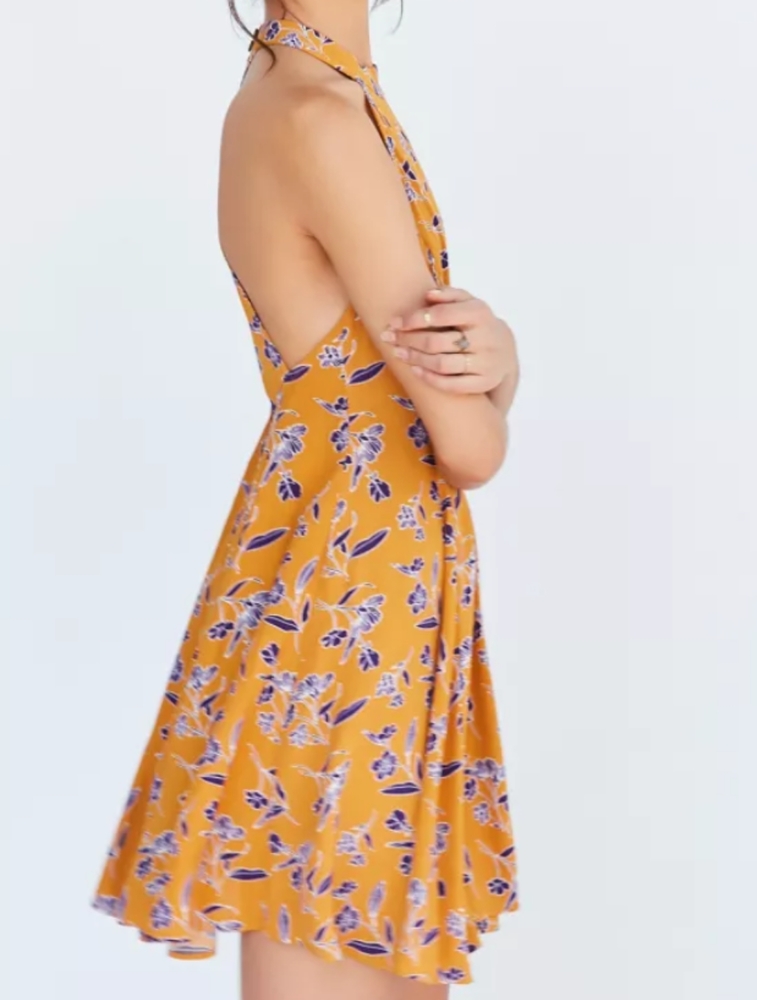 Urban Outfitters Kimchi Blue Mock Neck Mini XS Dress Mustard Yellow Floral